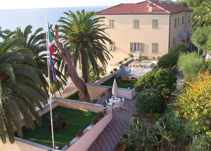 Sacra Famiglia Casa Per Ferie أرما دي تاجيا