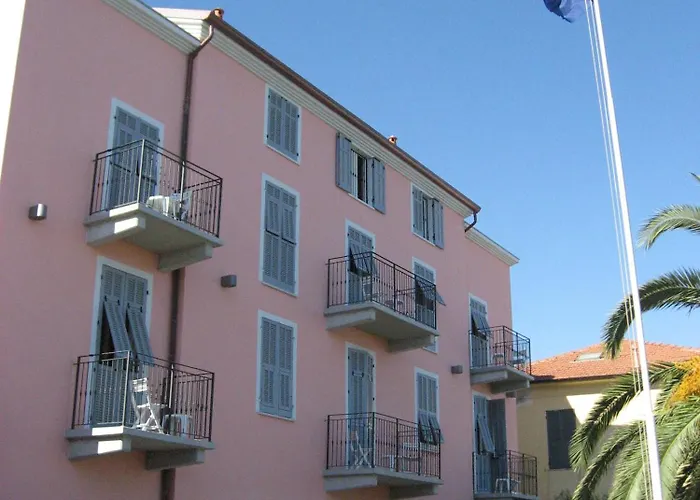 فندق Sacra Famiglia Casa Per Ferie *